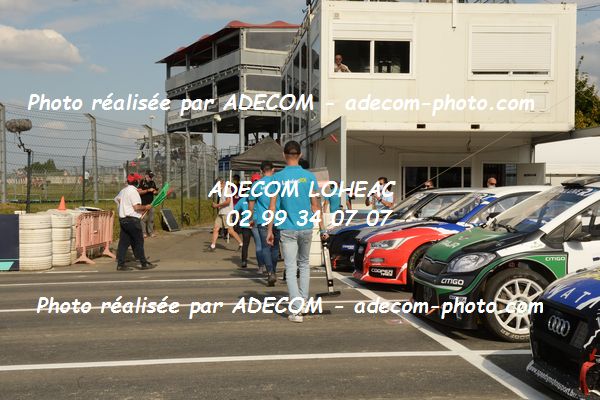 http://v2.adecom-photo.com/images//1.RALLYCROSS/2021/RALLYCROSS_LOHEACRX _2021/AMBIANCE_DIVERS/40E_3783.JPG